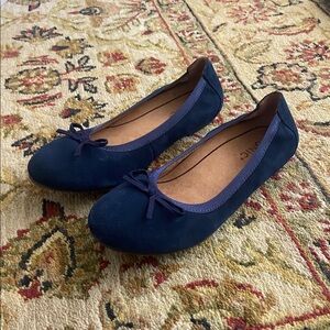 Vionic Liliana Navy Blue  Suede Bow Slip On Ballet Flats size 7